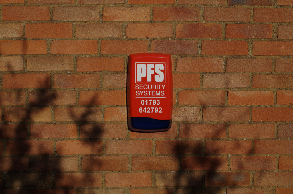 (c) Pfs-securitysystems.co.uk